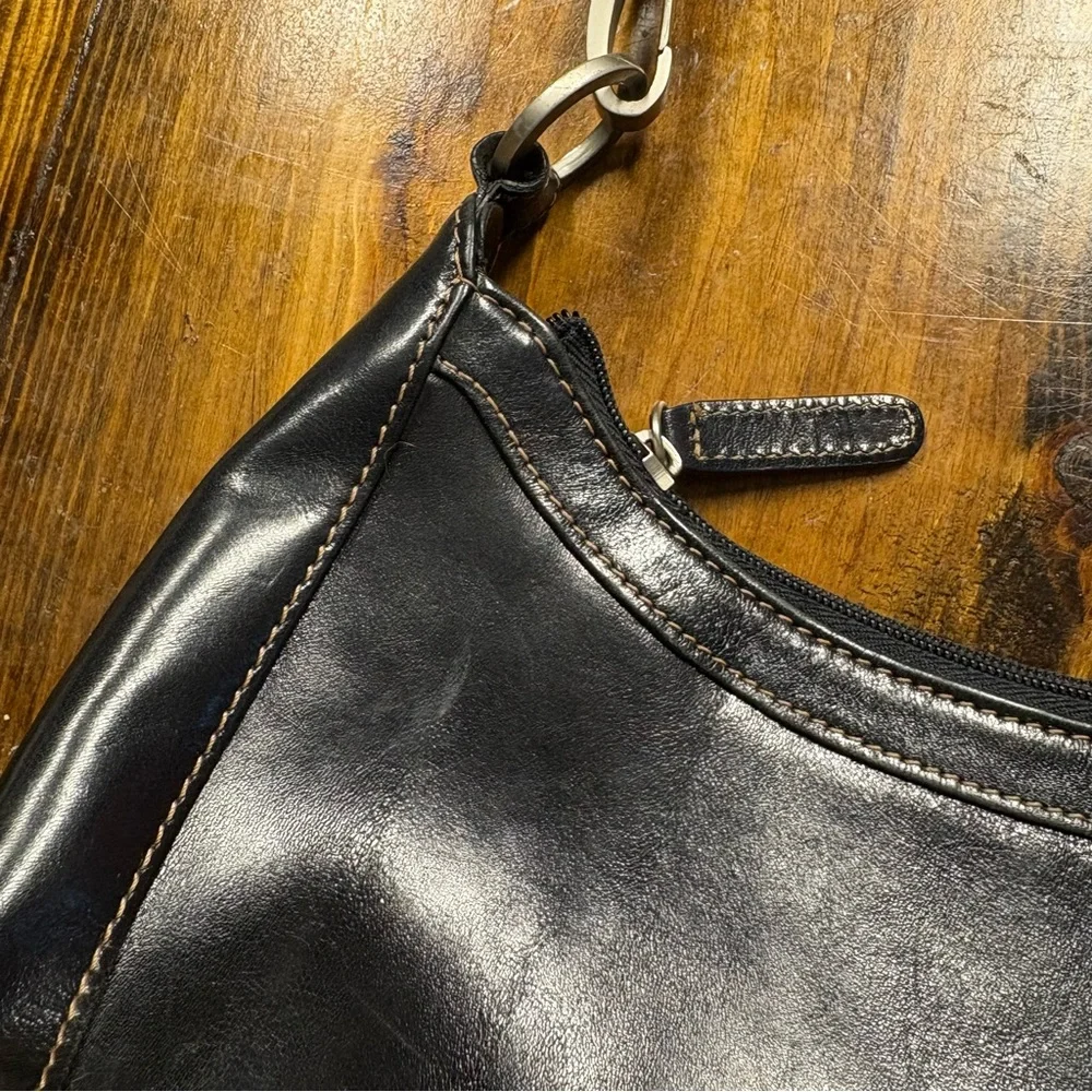 Kenneth Cole‎ Black Hobo Style Purse